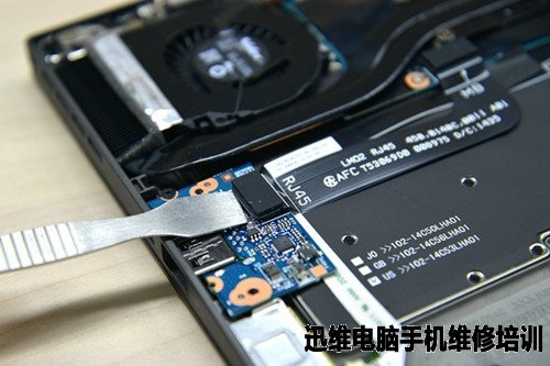 ThinkPad X1 Carbon拆解