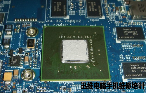 宏基笔记本电脑4741g拆机清灰