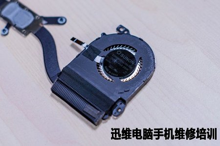 联想YOGA 4 Pro拆解