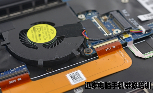 dell 笔记本XPS13拆机图解