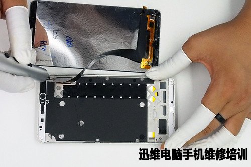 360奇酷手机旗舰版拆机有料