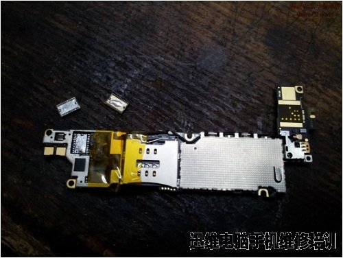 iPhone4s不认SIM卡大电流
