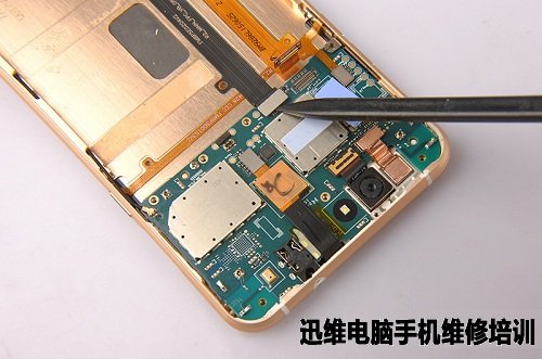 智能手机蓝魔Mos1拆机图文并茂!