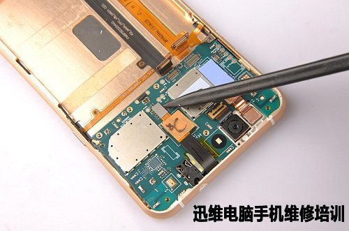 智能手机蓝魔Mos1拆机图文并茂!