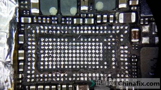苹果IPAD MINI1不充电、不开机维修 图3