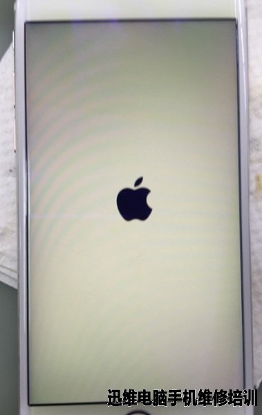 iPhone 6S 开机白苹果维修 图1