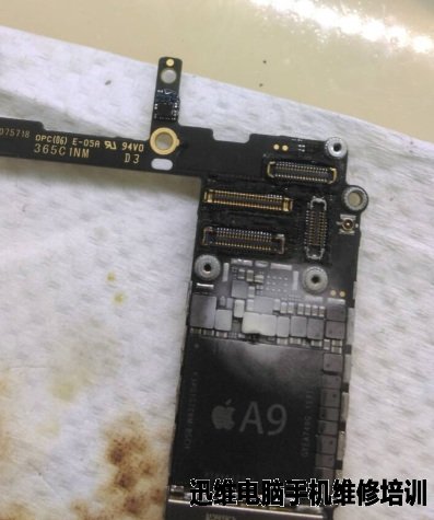 iPhone6S不能开机故障维修 图6