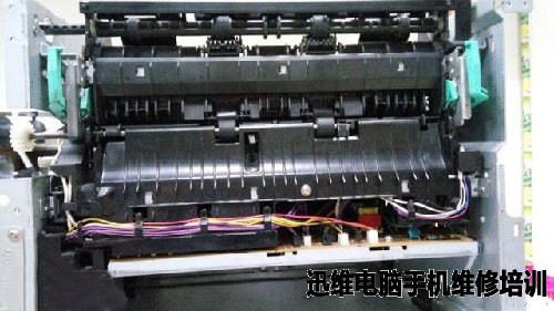HP P2015N激光打印机卡纸,更换定影膜维修 图8