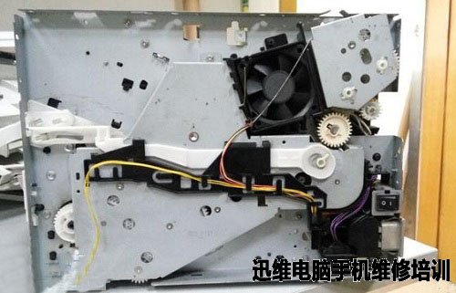 HP P2015N激光打印机卡纸,更换定影膜维修 图10