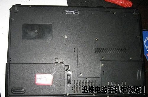 华硕K41V笔记本不开机故障维修一例!
