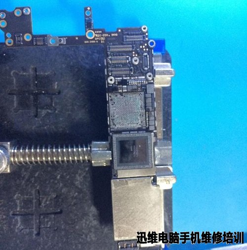 iPhone6红屏 刷机报错故障维修!