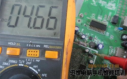 创维液晶电视32E60HR二次不开机检修