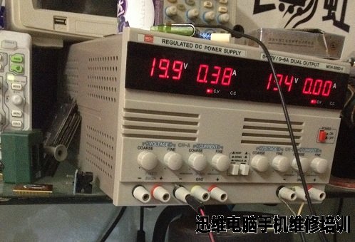 联想V370无核心显卡电压维修 图2