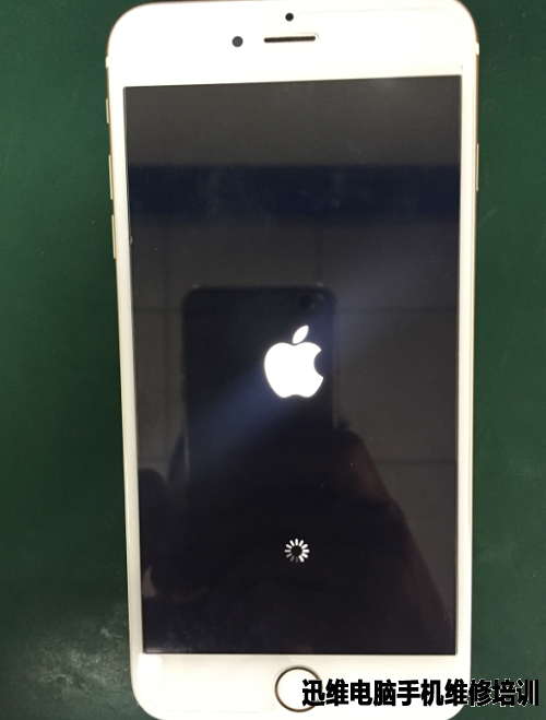 iPhone6 Plus不开机维修 图3