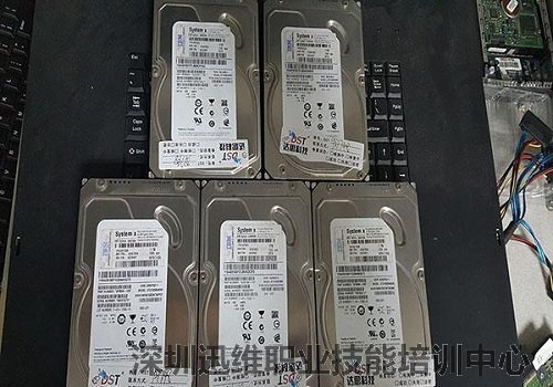 服务器磁盘阵列信息丢失,RAID5数据恢复(图1)