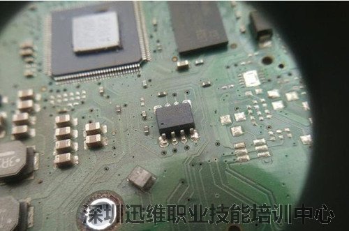 电脑硬盘不读盘怎么维修!