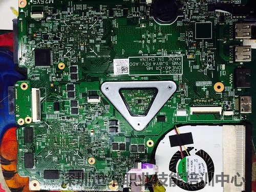 二修Dell 14R-5421开机掉电故障(图1)