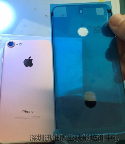 iPhone 7手机开不了机维修