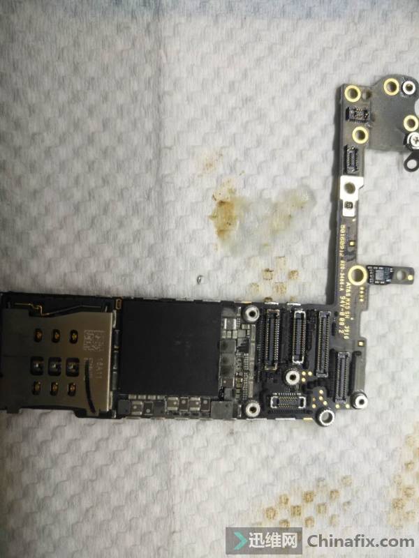 刮骨疗伤成功修复iPhone 6手机无法开机故障