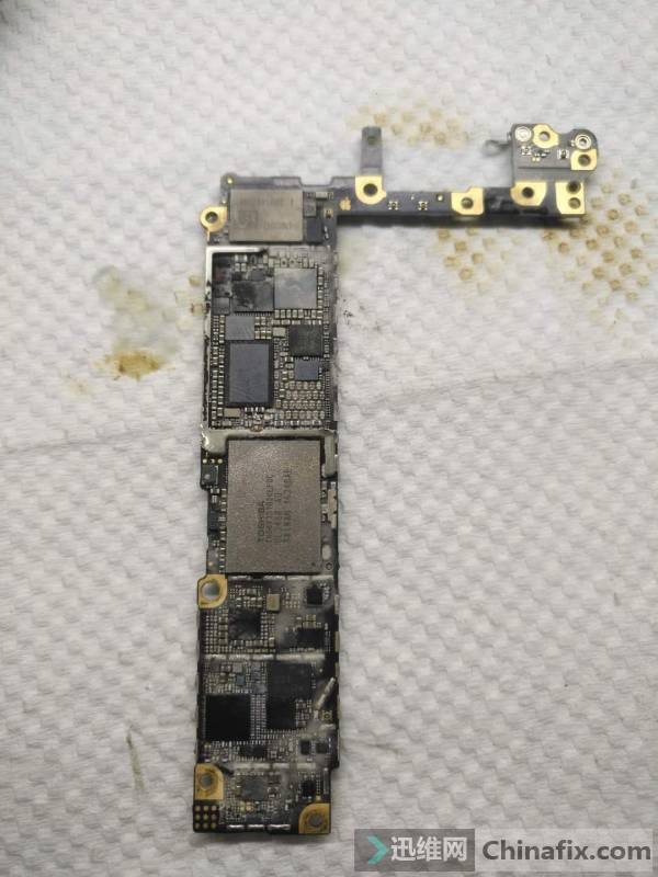 刮骨疗伤成功修复iPhone 6手机无法开机故障