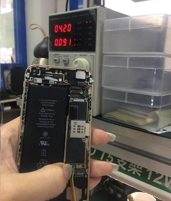 iPhone6手机进水不开机故障维修