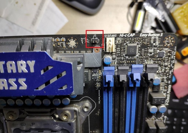 微星高端主板X79A-GD45掉电重启通病维修