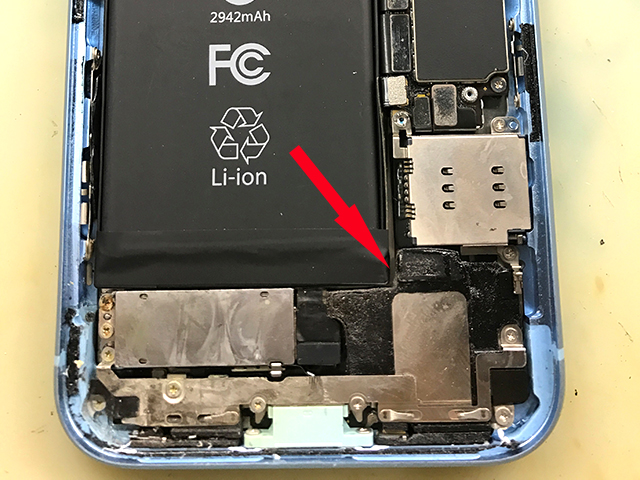 被烧焦的iPhone XR手机录音不能用,打电话对方听不见维修 图2