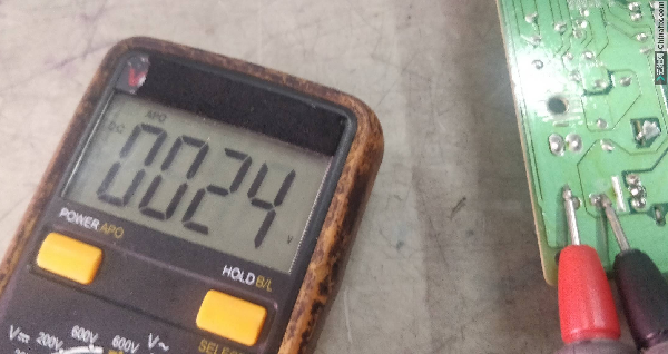 二修HP1020打印机开机没反应故障维修 图3