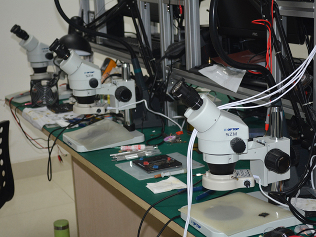 国产显微镜如何清洗内部光路？