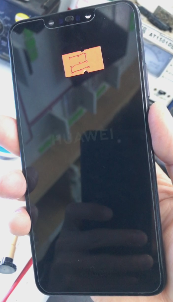 华为nova3手机进水屏幕有显示无灯光维修 图5