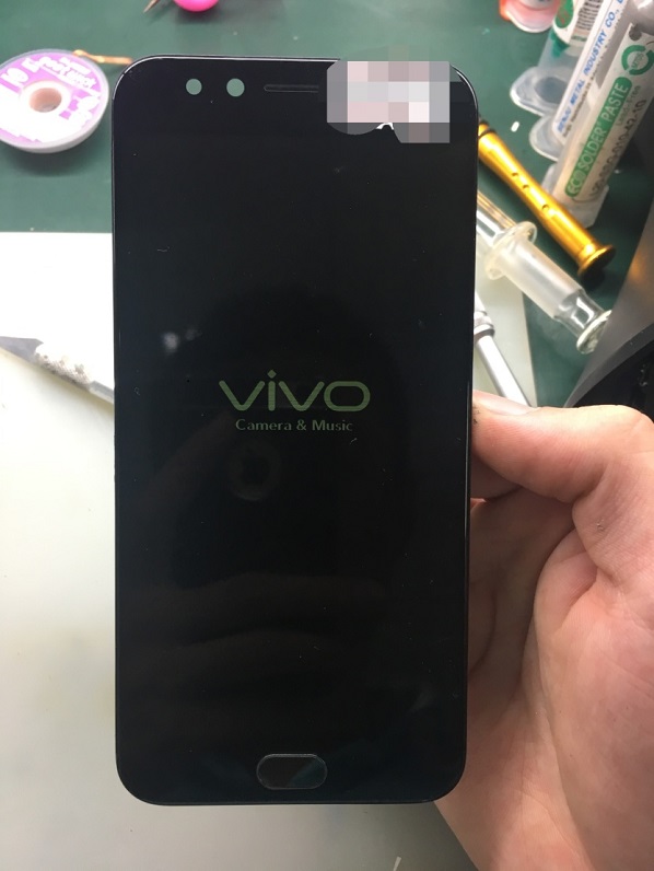 进水vivo X9L手机开不了机故障维修　图3