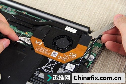 戴尔笔记本XPS 13拆机