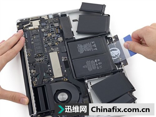 新款macbook pro 笔记本拆机