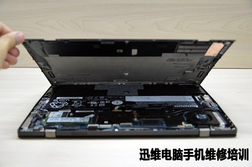 ThinkPad X1 Carbon拆解