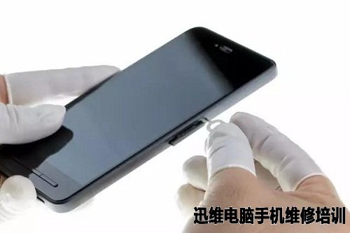 锤子手机t2做工良好 拆解简易