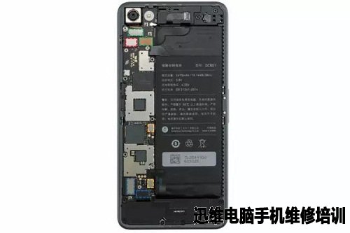 锤子手机t2做工良好 拆解简易