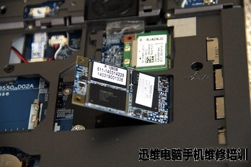 神舟战神K660E拆机 图22