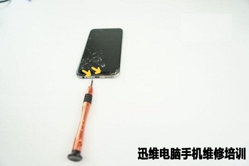 iPhone手机6碎屏换屏过程