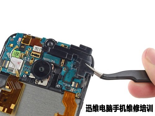 HTC旗舰机M8一丝不苟完全拆解