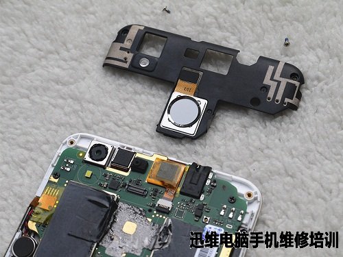 呛口红辣椒手机NX-Plus做工怎么样?拆机便知