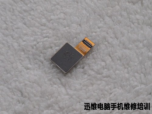 呛口红辣椒手机NX-Plus做工怎么样?拆机便知