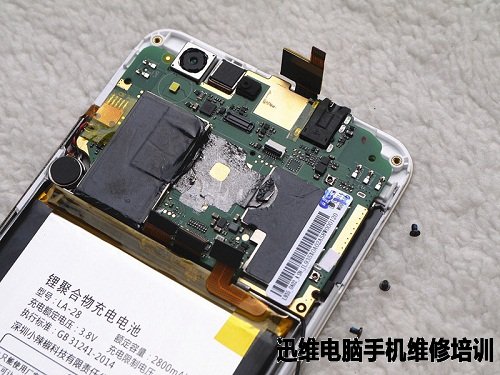 呛口红辣椒手机NX-Plus做工怎么样?拆机便知