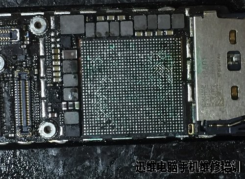 苹果6 cpu-A8处理器引起不开机