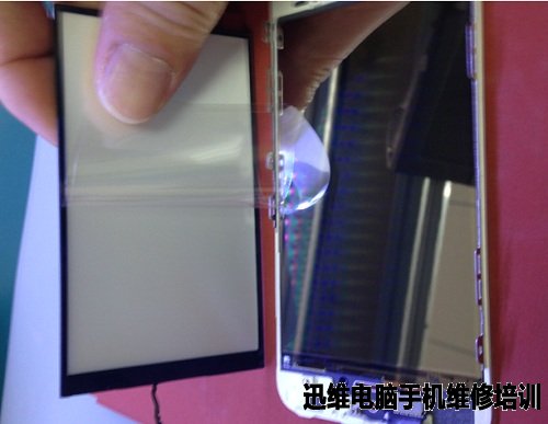 Iphone5s进水换屏幕背光模组