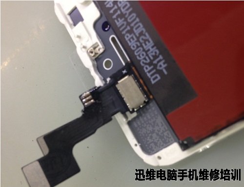 Iphone5s进水换屏幕背光模组