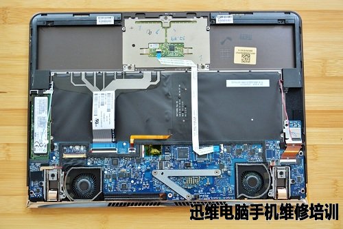 惠普Spectre 13幽灵本全面拆解!