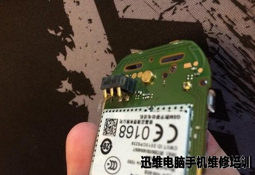 为了纪念诺基亚我把它拆了,没想到发现了秘密!
