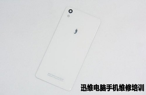 平凡的小辣椒:小辣椒S3手机拆机详解!