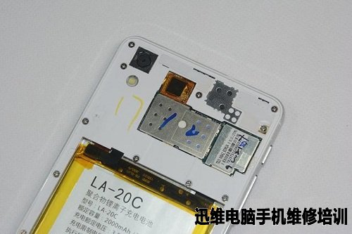 平凡的小辣椒:小辣椒S3手机拆机详解!