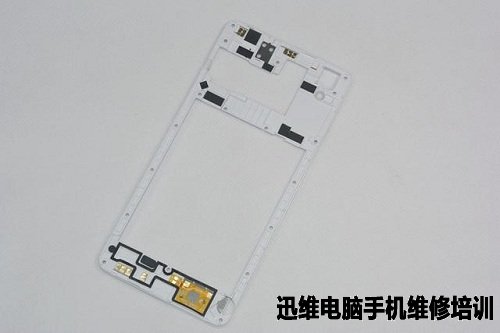 平凡的小辣椒:小辣椒S3手机拆机详解!